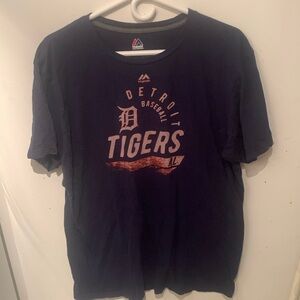 Majestic Detroit Tigers Baseball Tshirt 100% Cotton SZ Large 🔥